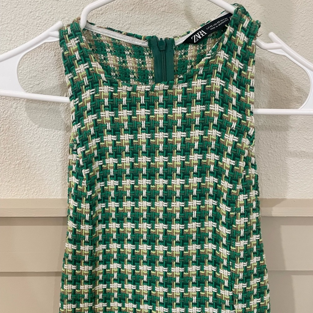 Zara Green and White Houndstooth Pinafore Mini Dress Blogger’s Favorite - Picture 7 of 12